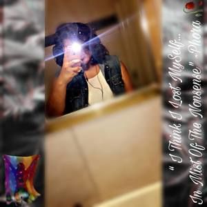 Meet your Posher, Abril